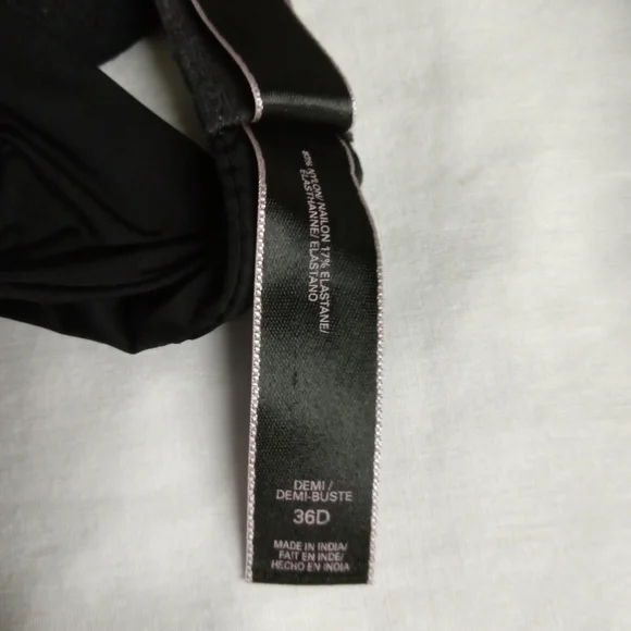 VS Black Demi Bra/Size 36D - Picture 2 of 5